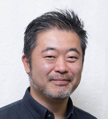 Professor Keisuke Goda receives the Pioneers of Miniaturization Lectureship