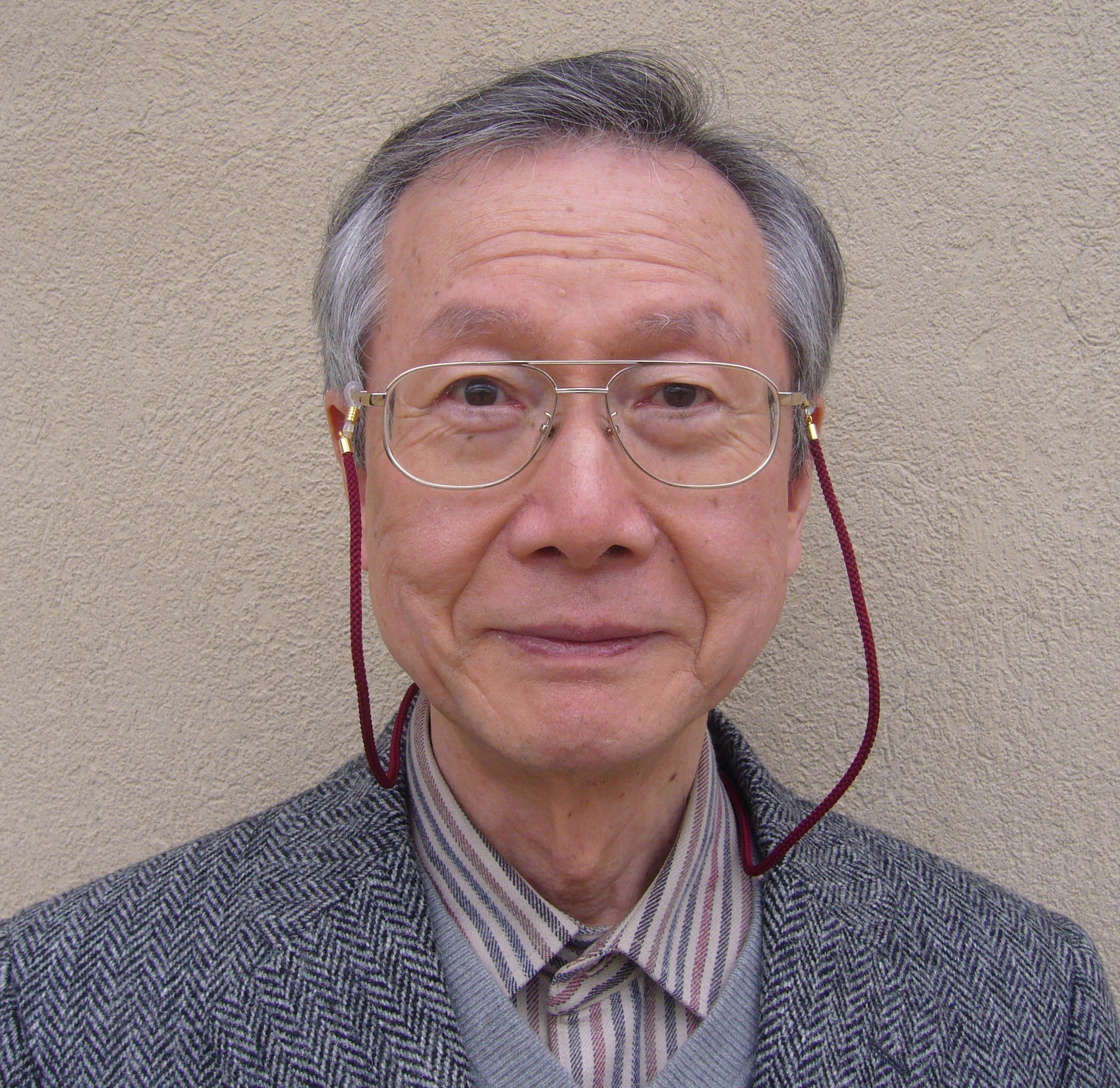 Emeritus Professor Minoru Kojima received the Order of the Sacred Treasure, Gold Rays with Rosette.